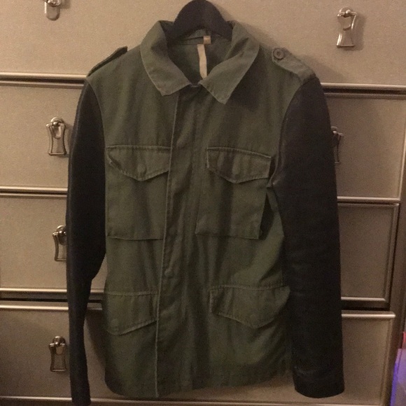 Army field jacket with 💯 % Leather sleeves 🔥🔥🔥 - Picture 3 of 8